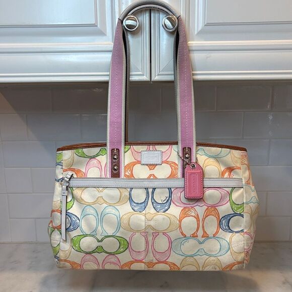 Coach Bag Purse Handbag Hampton Scribble Signature Logo Multicolor Tote Bag - Picture 1 of 16